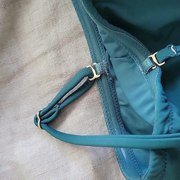 ❗sold❗BNWT Tigerlily onepiece - Picture 4 of 7